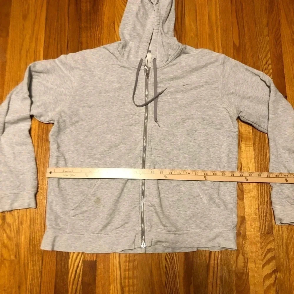 Nike grey light weight hoodie - Picture 3 of 6